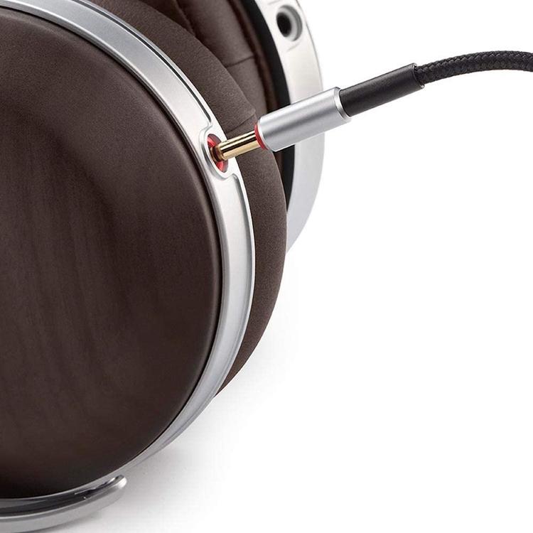 Denon AH-D5200 | Écouteur filaire circum-auriculaire - Coques en Zebrawood - Structure en Aluminium - Haut de gamme - Léger - Brun-SONXPLUS Rivière-du-Loup