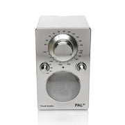 Tivoli PAL BT | Radio Am/Fm portatif - Jusqu'à 12 heures d'autonomie - Bluetooth - Chrome-SONXPLUS Rivière-du-Loup